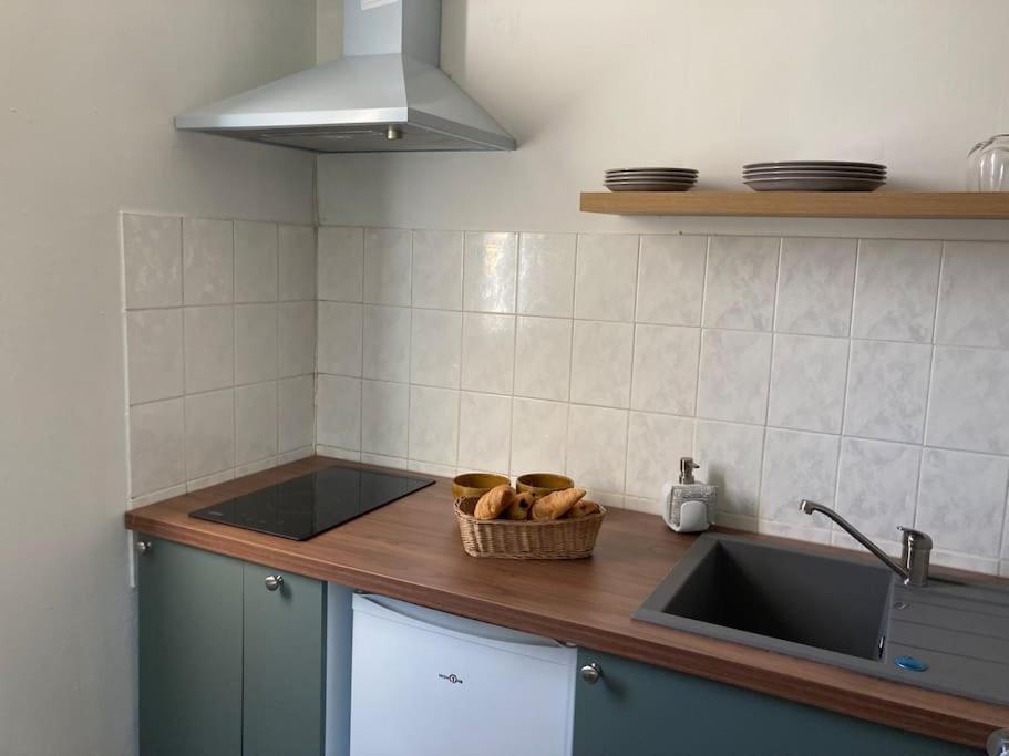 Cozy Studio With Balcony And Free Parking Aix-en-Provence Exterior photo
